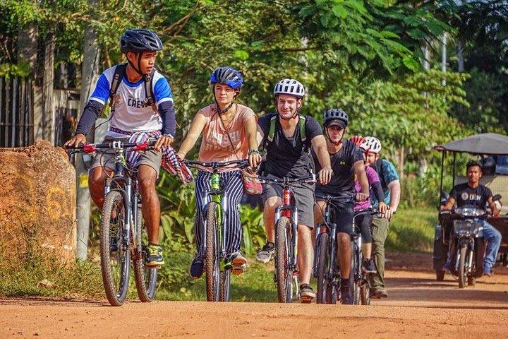 自転車でシェムリアップの田舎の発見