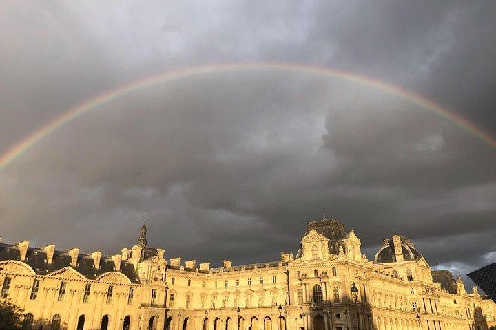 Descubre los secretos del Louvre.