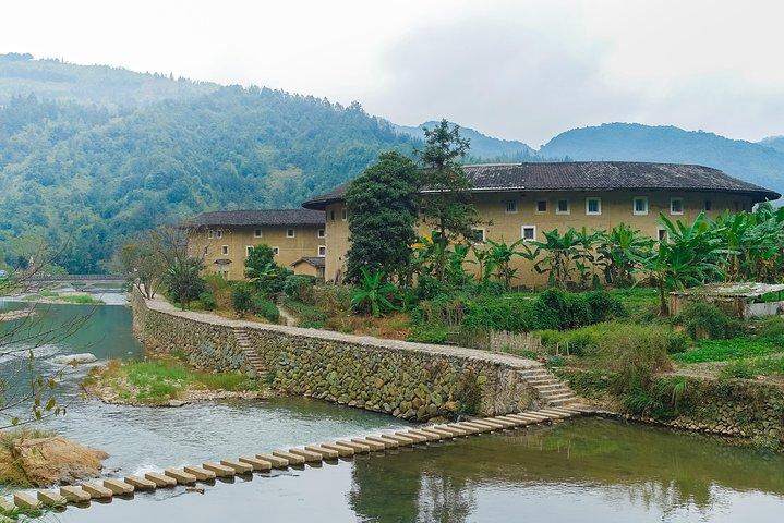 FujianTulou Cluster Tour mit Unterkunft in Chuxi und Transfers von Xiamen