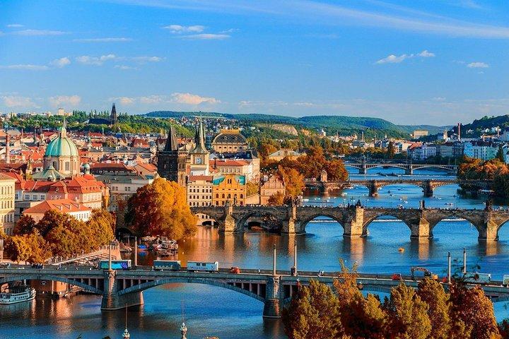 Excursión privada de un día a Praga desde Viena (guía local)
