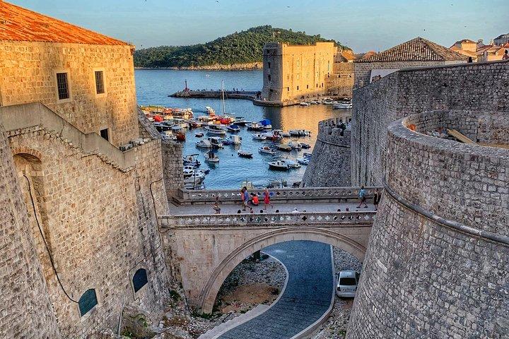 Privater Transfer von Zagreb nach Dubrovnik oder von Dubrovnik nach Zagreb