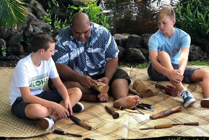 Esperienza di scultura culturale polinesiana a Kona