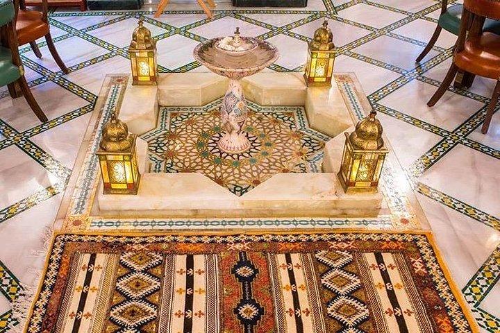 Walking Tour 3 hours in Tangier Medina include shopping