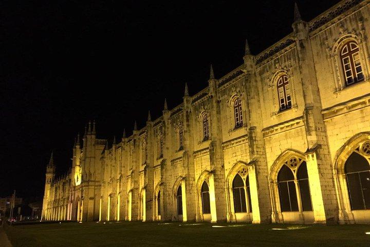 "Lisbon by Night" até 6 pessoas, tour privado