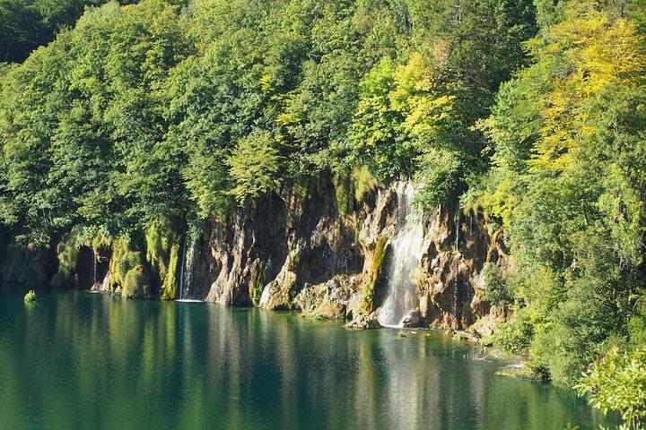 Visite privée : excursion d'une journée au parc national Plitvice au départ de Dubrovnik