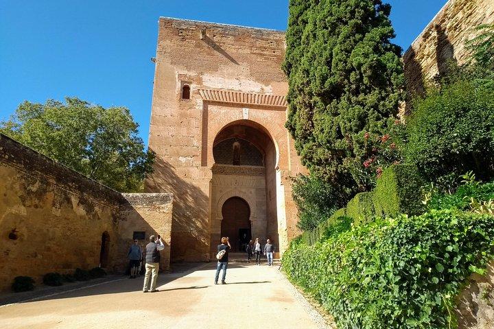 Visita la Alhambra y el Generalife. Tour privado