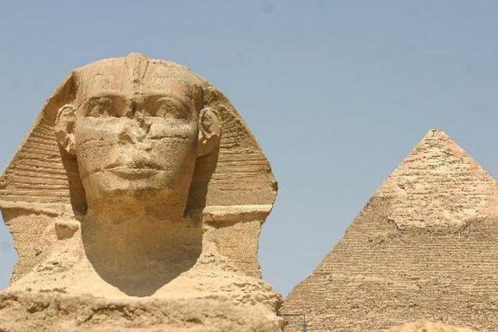 Over Day Cairo By Van From Hurghada & GEM グランド・ムスエム