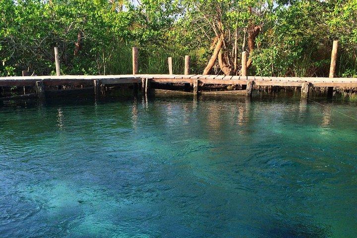 Tour Holbox en barco - Dos islas y un Cenote desde la Riviera Maya