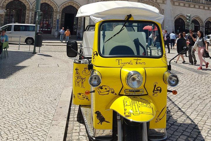 Lisbon Highlights by Tuk Tuk