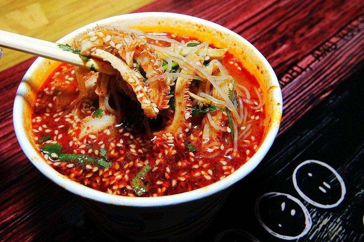 Hochwertige Street Food Tour ab dem Beijing Capital Airport