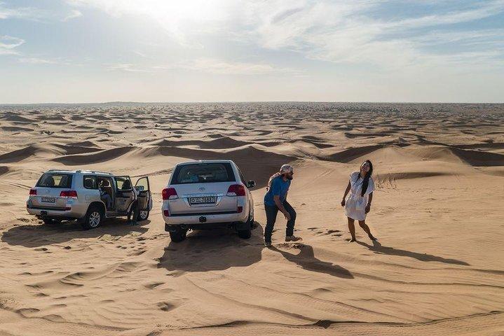 Standard Dubai 4x4 Wüstensafari - Sunset & BBQ Dinner