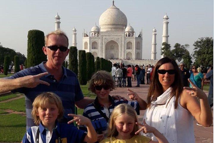 Dagtocht naar Agra (Guided Sightseeing Tour)