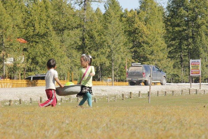 モンゴルのハートランドと遊牧民の生活7日間ホーストレッキング