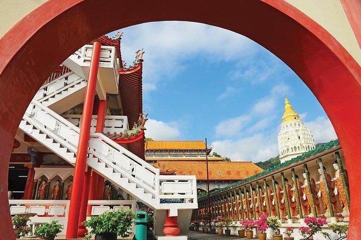 クアラルンプールからの3泊キャメロンハイランドとペナンツアー