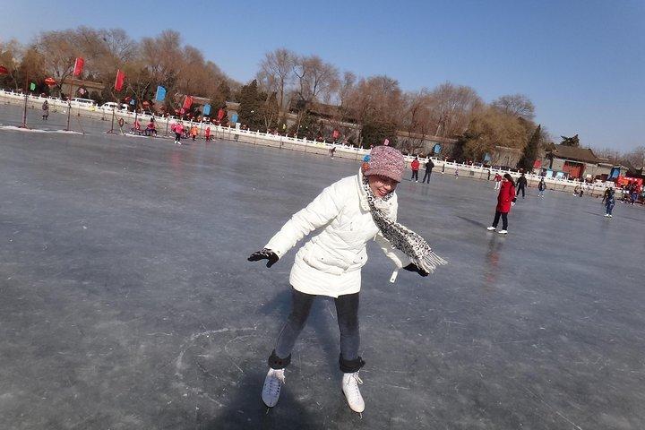 Lama Temple , Confucius Temple , Houhai Lake and Beihai Park Self-Guide Tour