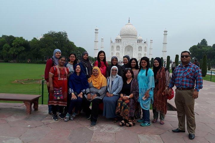 Soluppgångstur i Taj Mahal och Agra Fort från Delhi