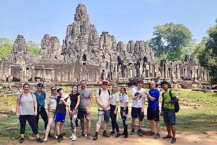 Angkor Wat Discovery Cycling & Hike With Private Tour Guide