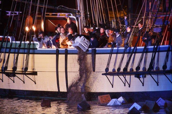Boston Tea Party Skibe og Museum Adgang