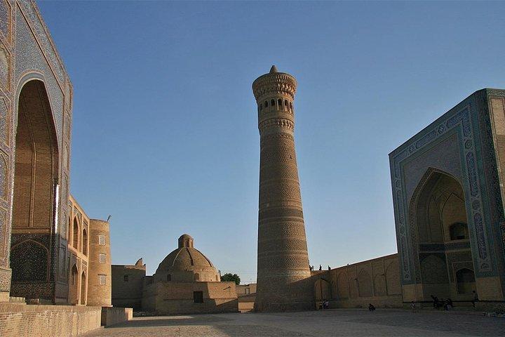 Circuit Tachkent-Samarkand-Boukhara-3 nuits / 4 jours