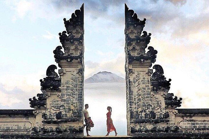 Point culminant d'Instagram: Gate of Heaven - Tirta Gangga - Tukad Cepung Waterfall