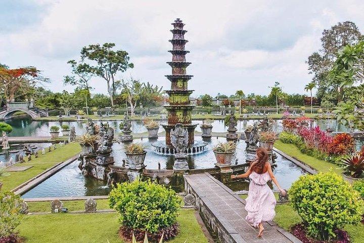 Point culminant d'Instagram: Gate of Heaven - Tirta Gangga - Tukad Cepung Waterfall