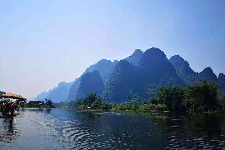 Excursão particular de 2 dias a Guilin: cruzeiro no rio Li e viagem pelo campo de Yangshuo