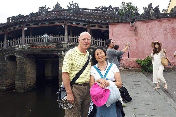 Passeio a pé Hoi An - passeio pela cidade e Sampan com lanternas coloridas, mercado noturno