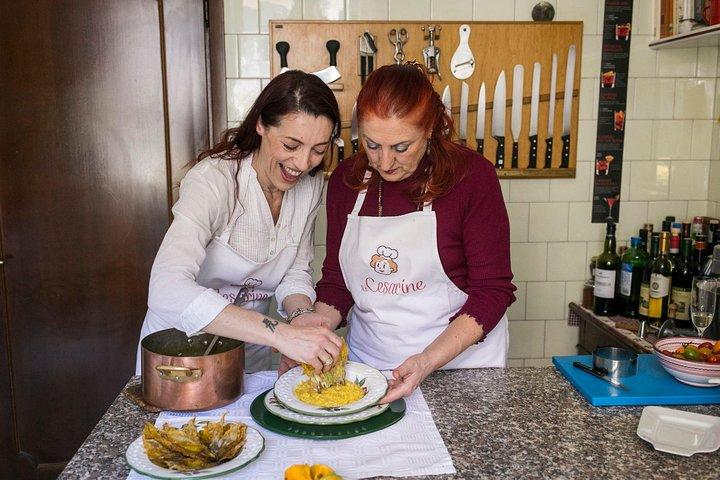 Markttour und typisches Essen bei einem Einheimischen in Mailand