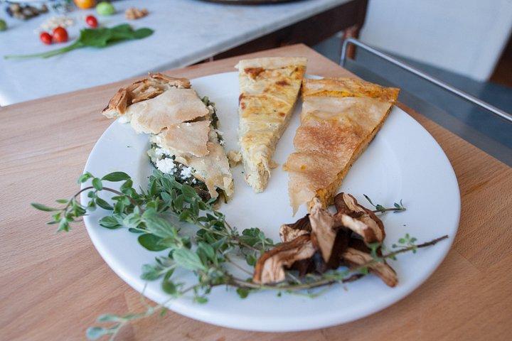 Camogliの地元の家での昼食または夕食と料理のデモ