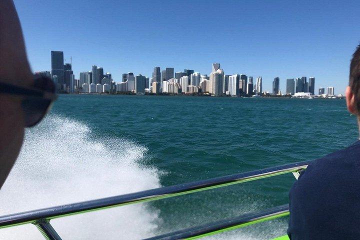 Speedboat Sightseeing Abenteuer von Miami