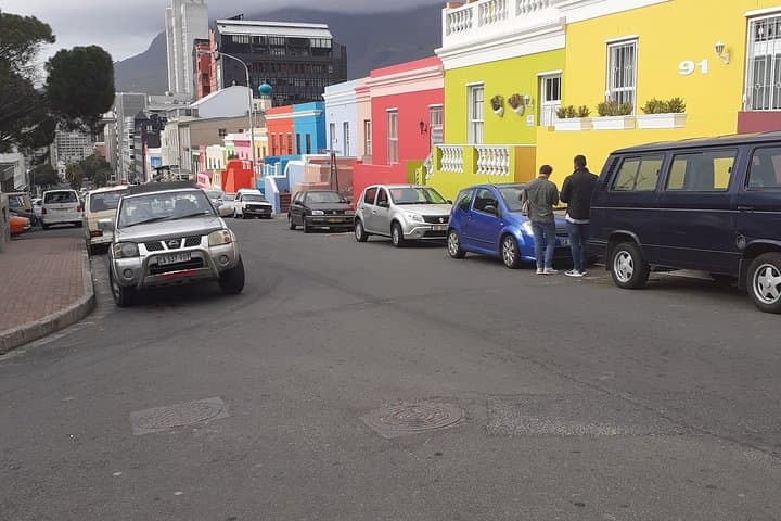 Cape Town Uncovered : Half-Day City Tour with Table Mountain Tour
