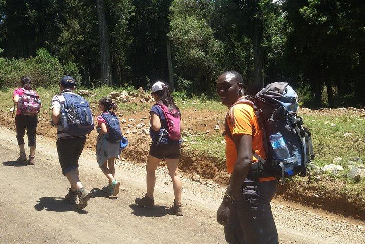 5 dagar Mt. Kenya Sirimon rutter ut Chogoria-rutten med Peak Circuit