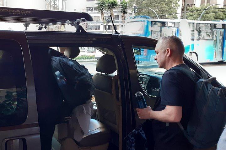 Sicherer und zuverlässiger privater Transfer vom Flughafen Quito nach Quito City