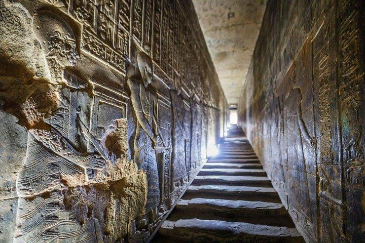 Dendera en Abydos over de weg