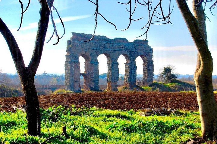 Verstecktes Rom - Private Tour mit Fahrer