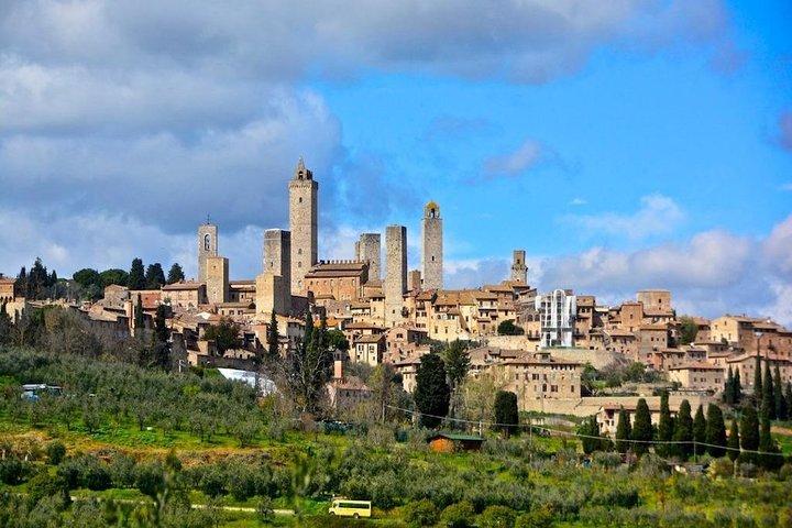 Viagem Privada em San Gimignano e Volterra saindo do Porto de Livorno