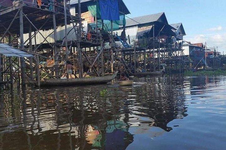 Private Tour by Car Floating Village Kompong Phluk