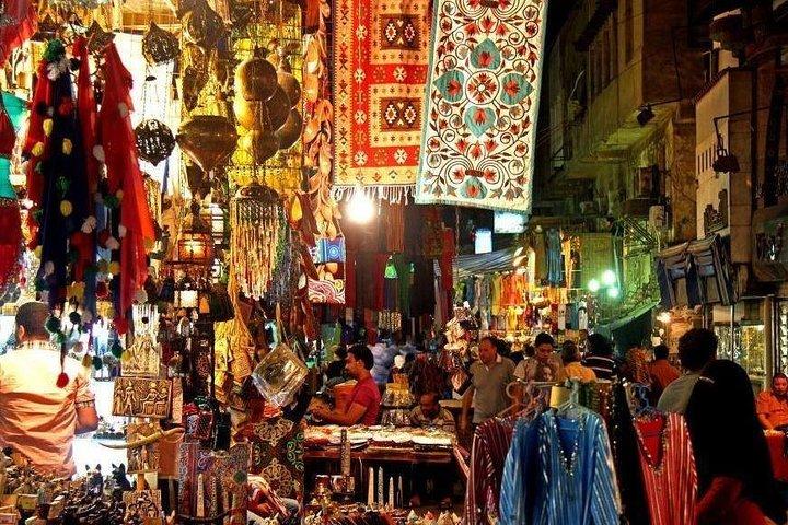 Tour del vecchio Souq e cena locale