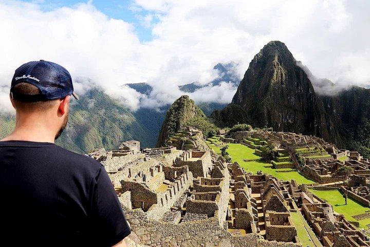 Inka Trail to Machu Picchu Classic 4 - Day Adventure