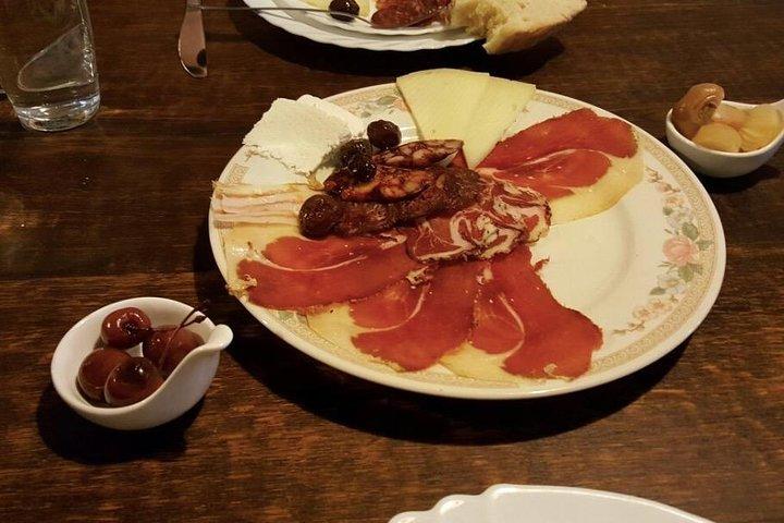 テイスティングとドゥブロヴニクボスニア・ヘルツェゴビナ半日ワインツアー