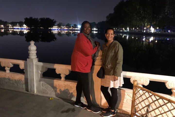 Vegetarisches Restaurantrestaurant des King's Joy und Nacht durch die Beijing City