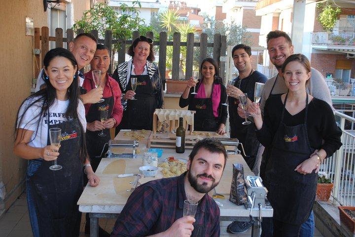 Cocina inspiradora en la terraza panorámica del chef romano