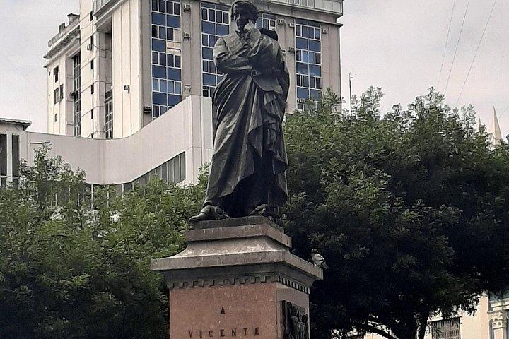 グアヤキル市内の共有ウォーキングツアー