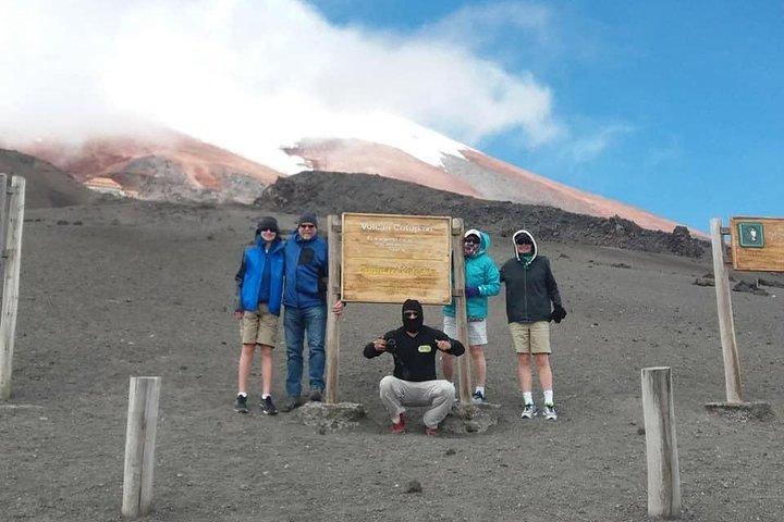 Cotopaxi Vulkan & Limpiopungo See