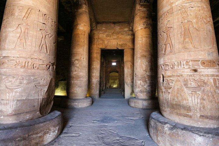 デンデラ＆アビドスがハトホル＆セティ・イ寺院を巡礼