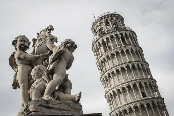 Vanuit Florence: Pisa en Lucca Privétour per minibusje