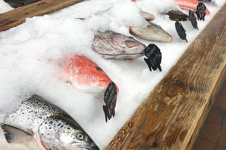 Escenas de la historia de Shem Creek y tour a pie de camarones