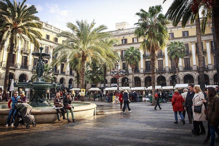 歴史的なバルセロナ-ゴシック地区、大聖堂＆ローマ遺産