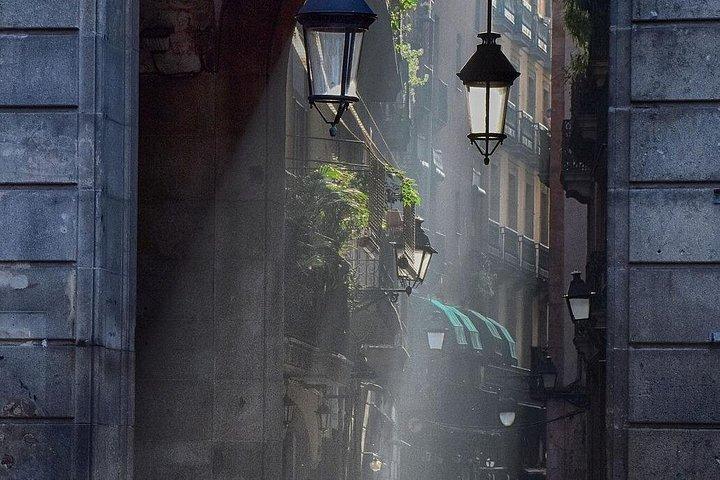 歴史的なバルセロナ-ゴシック地区、大聖堂＆ローマ遺産