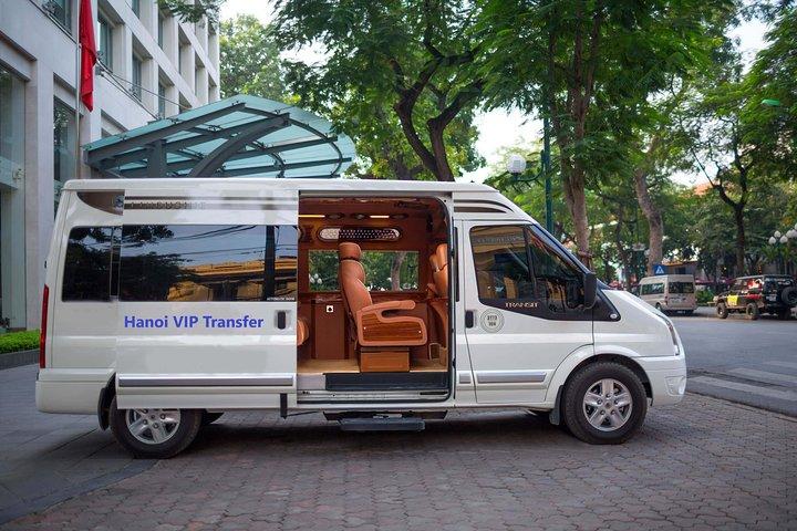 Transfer privati in limousine per Hanoi, Sapa, Ninh Binh, Halong